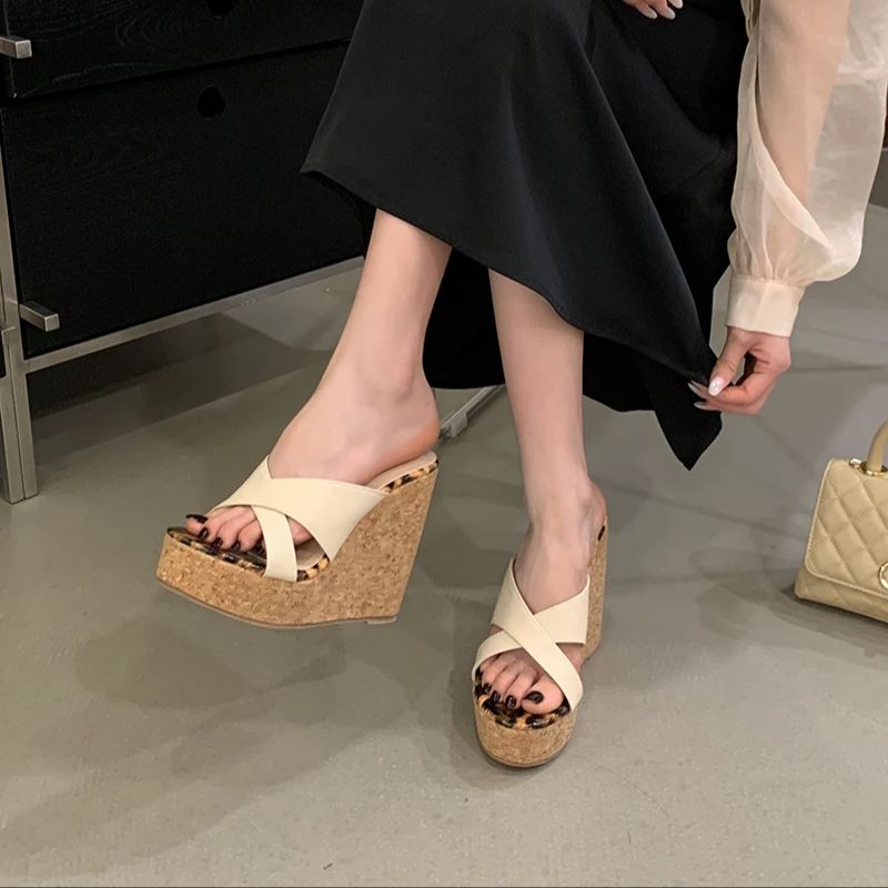 Brown Wedge Heel Sandals Woman - đánh giá và giá Crossfit Belt